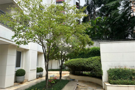 Apartamento para alugar com 3 quartos, sendo 1 suíte, em Pinheiros, São Paulo, SP