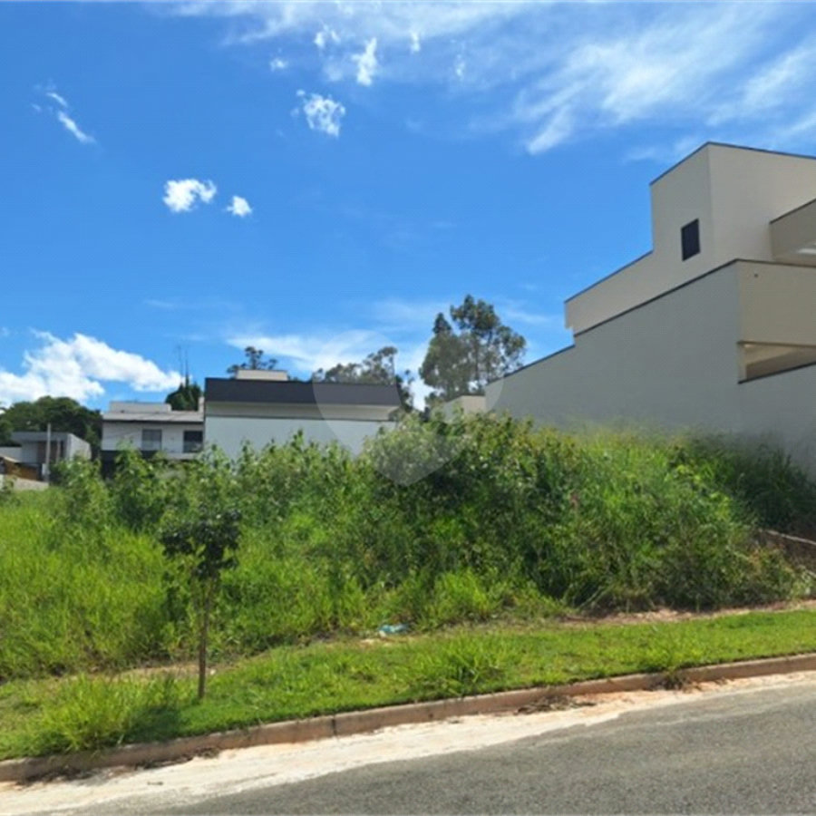 Terreno à venda com 1 suíte em Pinheirinho, Vinhedo, SP