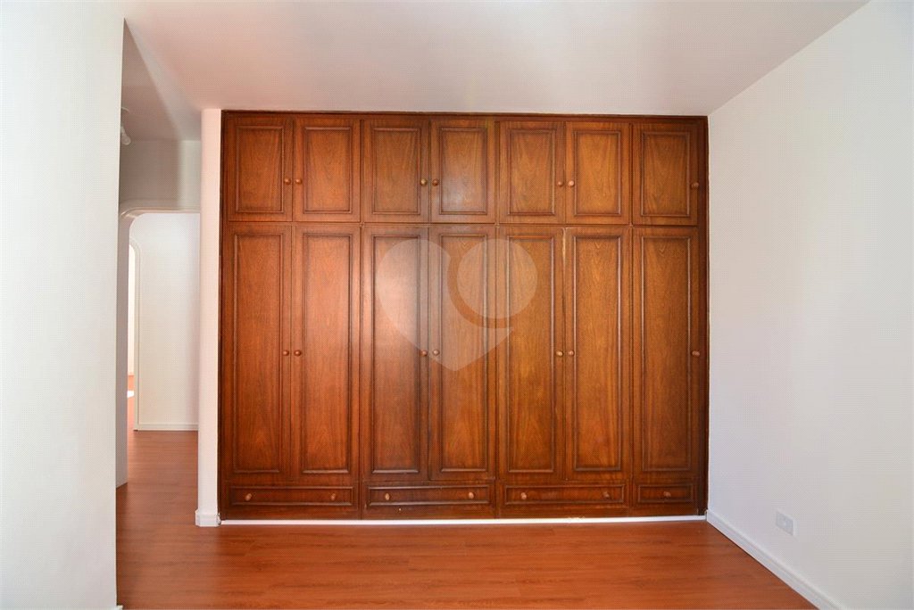 Apartamento à venda com 4 quartos, sendo 2 suítes,  em Brooklin Paulista, São Paulo, SP