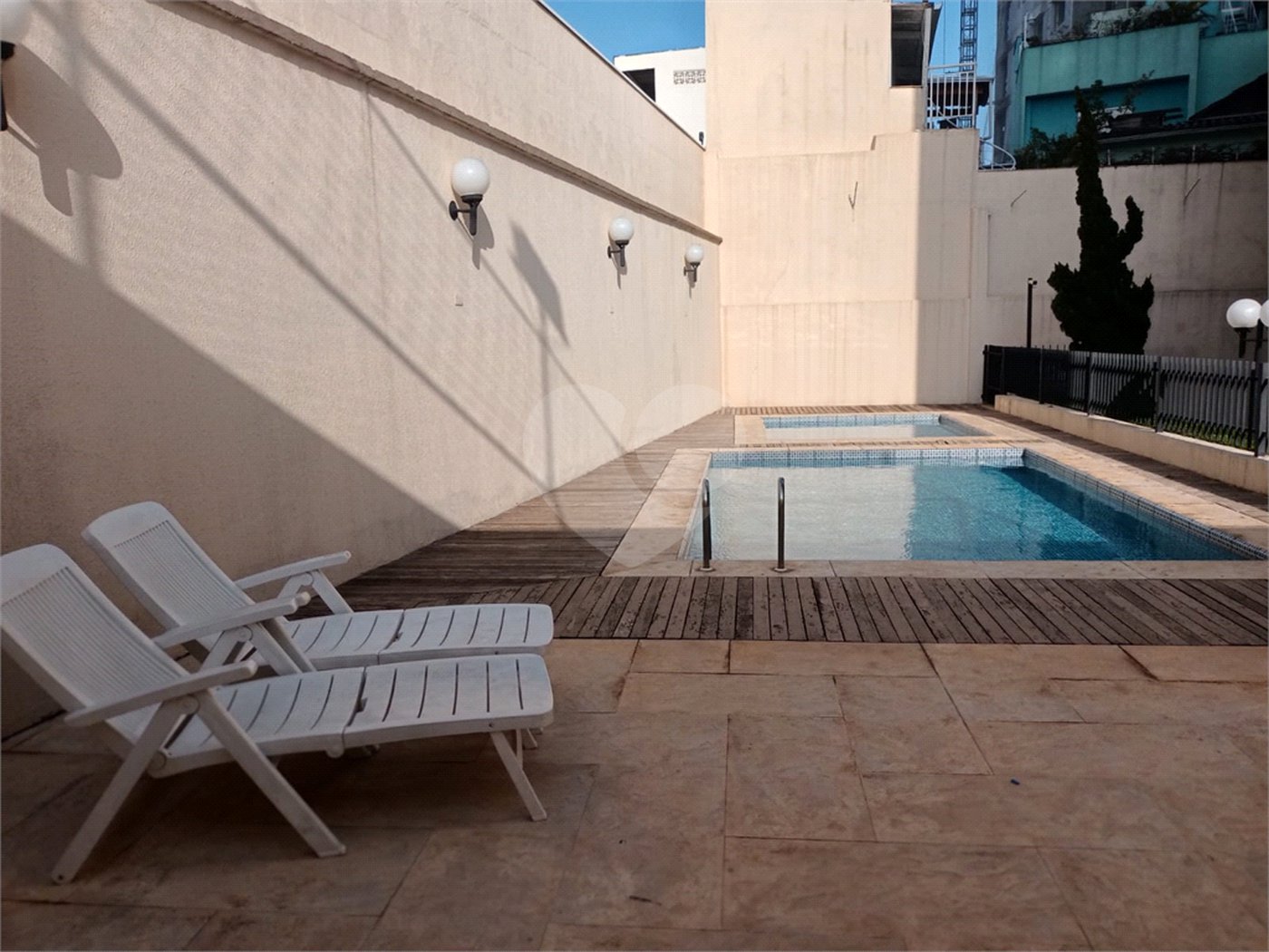 Apartamento à venda com 2 quartos, sendo 1 suíte,  em Chora Menino, São Paulo, SP