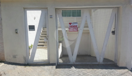 Sobrado à venda com 3 suítes em Vila Irmãos Arnoni, São Paulo, SP