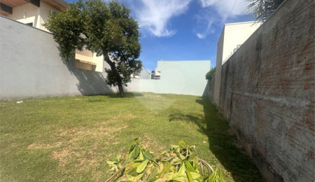 Terreno à venda no condomínio Recanto Das Palmeiras, Três Lagoas - MS