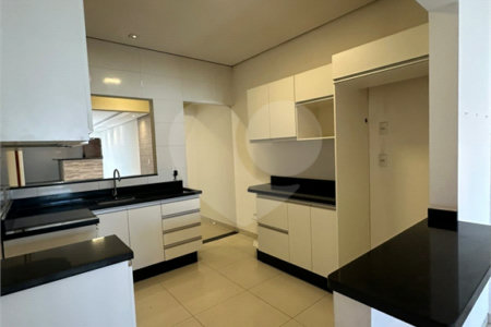 Casa à venda com 3 quartos, sendo 1 suíte,  em Jardim Estoril, Ponta Porã, MS