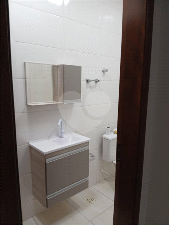 Casa de Vila à venda com 3 quartos, sendo 1 suíte, em Jardim Wanel Ville V, Sorocaba, SP