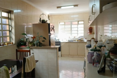 Casa Térrea à venda com 3 quartos em Interlagos, São Paulo, SP
