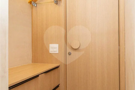 Apartamento - Prox Paulista - 1 quarto - varanda - 1 banheiro - sem garagem