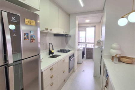 Apartamento à venda com 3 quartos, sendo 1 suíte,  em Vila Andrade, São Paulo, SP