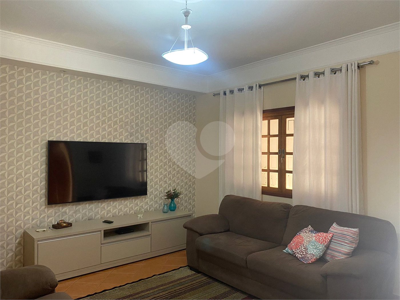 Casa à venda com 2 quartos, sendo 1 suíte, em Vila Deyse, Itapetininga, SP