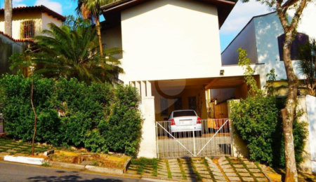 Sobrado à venda com 3 quartos, sendo 1 suíte,  em Campo Belo, São Paulo, SP