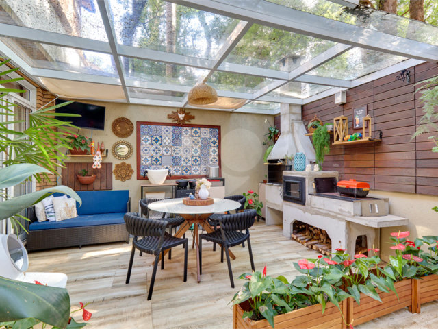 Casa à venda com 4 suítes no condomínio Vila Inglesa, São Paulo - SP