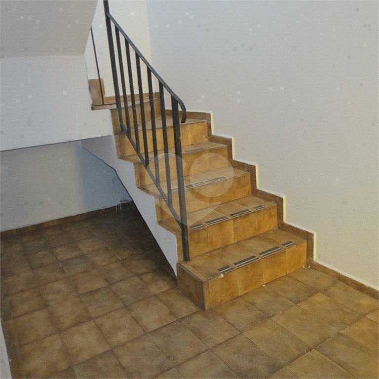 Casa à venda com 4 quartos, sendo 1 suíte, em Vila Santo Estéfano, São Paulo, SP