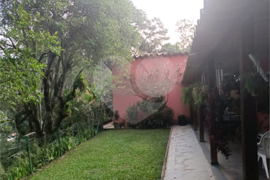 Casa à venda com 3 quartos, sendo 1 suíte, em Luiz Fagundes, Mairiporã, SP