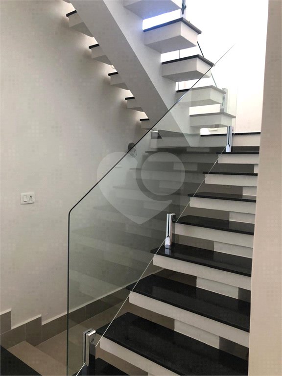 Casa à venda com 3 quartos, sendo 1 suíte,  no condomínio Costa das Areias, Salto - SP