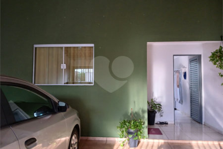 Casa à venda com 2 quartos em Jardim Klayton, Birigüi, SP