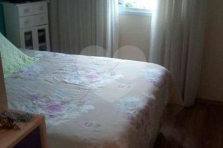 Apartamento à venda com 2 quartos, sendo 1 suíte,  em Jardim Ester, São Paulo, SP