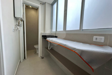 Apartamento à venda com 2 quartos, sendo 1 suíte, em Cerqueira César, São Paulo, SP