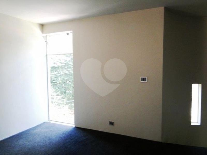 Sobrado à venda com 3 quartos, sendo 1 suíte, em Tremembé, São Paulo, SP