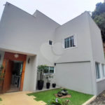 Casa à venda com 3 quartos, sendo 1 suíte,  no condomínio Alpes da Cantareira, Mairiporã - SP