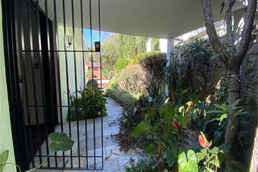 Casa Térrea à venda com 4 quartos, sendo 2 suítes, em Jardim Floresta, São Paulo, SP