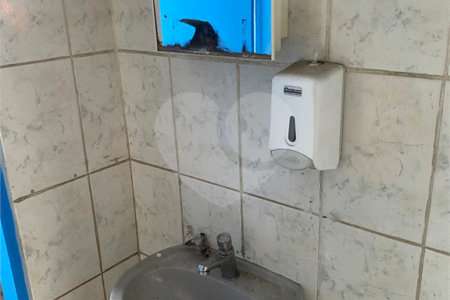 Salão Comercial à venda em Vila Bernadotti, Mogi das Cruzes, SP