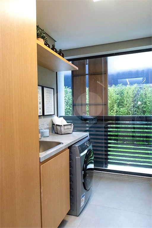 Apartamento à venda com 2 quartos, sendo 1 suíte, em Pinheiros, São Paulo, SP