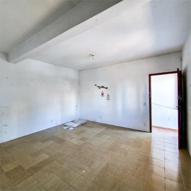 Sobrado à venda com 5 quartos em Vila Indiana, São Paulo, SP