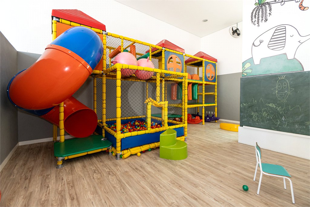 Apartamento à venda com 3 suítes em Sumarezinho, São Paulo, SP