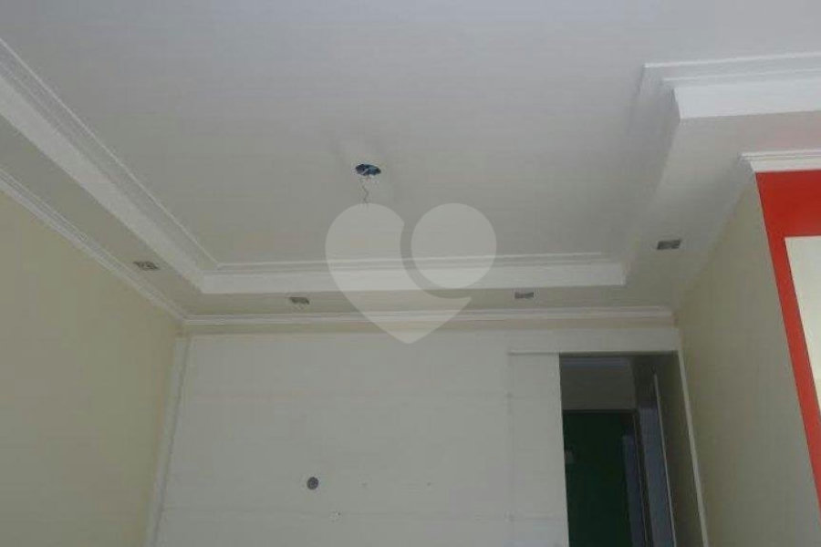 Apartamento à venda com 3 quartos, sendo 1 suíte, em Jardim das Laranjeiras, São Paulo, SP