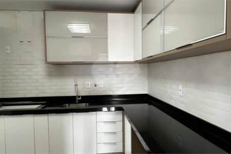 Apartamento à venda com 2 quartos, sendo 1 suíte, no Centro, Itapetininga, SP