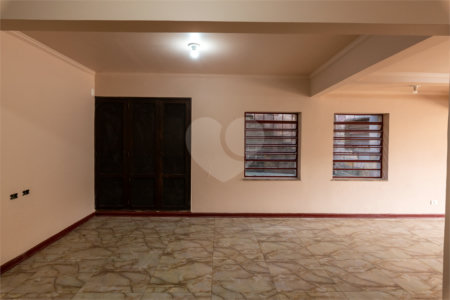 Casa à venda com 4 quartos, sendo 2 suítes, em Perdizes, São Paulo, SP