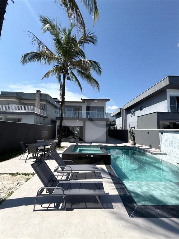 Casa à venda com 7 quartos, sendo 6 suítes, em Morada da Praia, Bertioga, SP