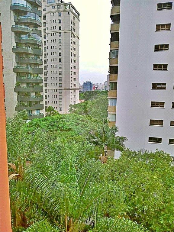 Apartamento à venda com 4 quartos, sendo 3 suítes, em Indianópolis, São Paulo, SP