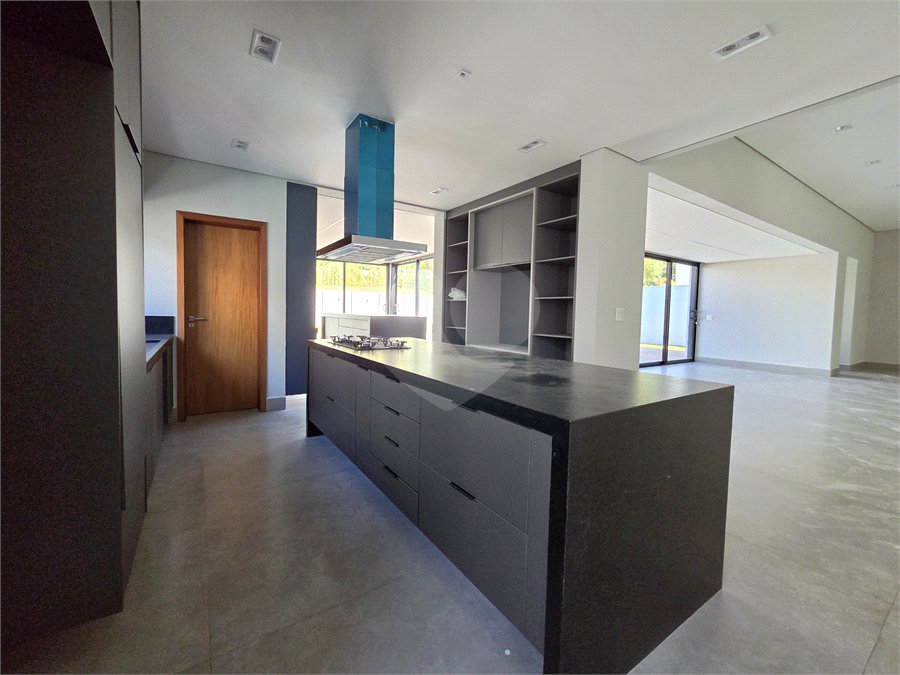 Casa à venda com 5 suítes no condomínio Fazenda Imperial, Sorocaba - SP
