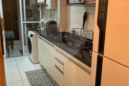 Apartamento à venda com 2 quartos, sendo 1 suíte,  em Jardim Carambeí, São Roque, SP