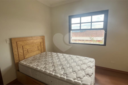 Sobrado à venda ou para alugar com 4 quartos, sendo 2 suítes, em Jardim Terceiro Centenário, Atibaia, SP