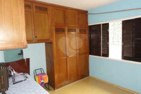 Sobrado à venda com 3 quartos, sendo 1 suíte, em Jardim Franca, São Paulo, SP