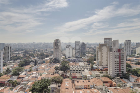 Apartamento à venda com 2 quartos, sendo 1 suíte, em Campo Belo, São Paulo, SP