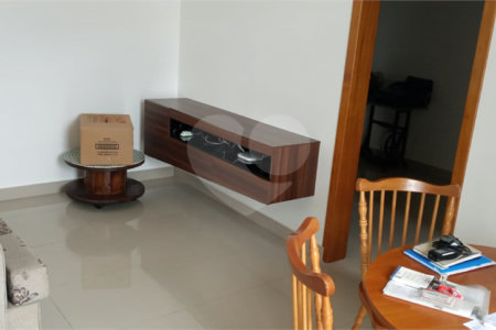 Casa à venda com 3 quartos, sendo 1 suíte, em Jardim Estância Brasil, Atibaia, SP
