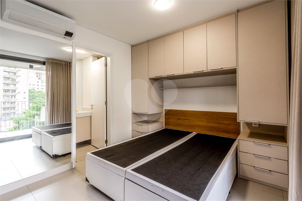 Apartamento à venda ou para alugar com 1 suíte em Jardim das Bandeiras, São Paulo, SP