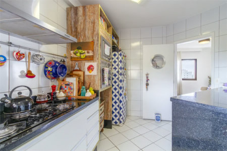 Apartamento à venda com 4 quartos, sendo 3 suítes, em Jardim Monte Kemel, São Paulo, SP