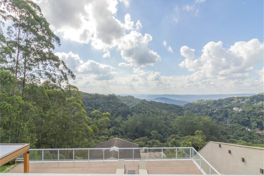 Casa à venda com 3 suítes no condomínio Parque Imperial da Cantareira, Mairiporã - SP