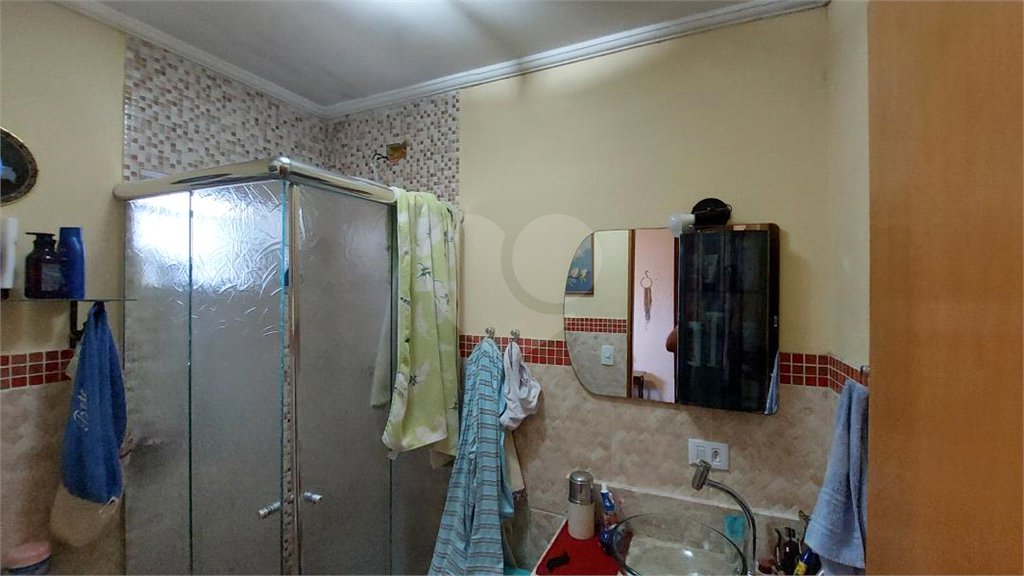 Casa à venda com 3 quartos, sendo 1 suíte,  em Vila Nivi, São Paulo, SP