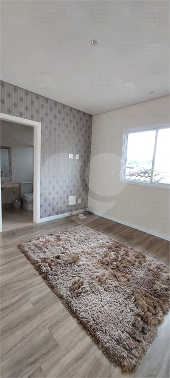Casa à venda com 3 suítes no condomínio Figueira Garden, Atibaia - SP