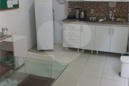 Salão Comercial à venda ou para alugar em Vila Vitória, Mogi das Cruzes, SP