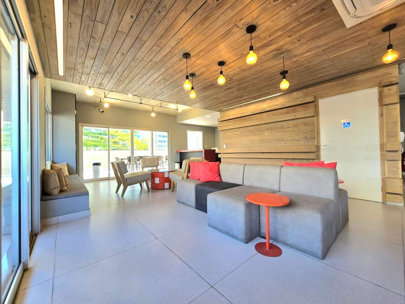 Apartamento com 2 dormitórios à venda, 74 m² por R$ 1.010.000,00 - Embaré - Santos/SP