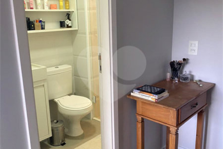 Apartamento à venda com 3 quartos, sendo 1 suíte, em Campo Grande, São Paulo, SP