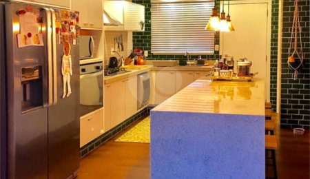 Apartamento à venda com 4 quartos, sendo 2 suítes,  em Vila Uberabinha, São Paulo, SP