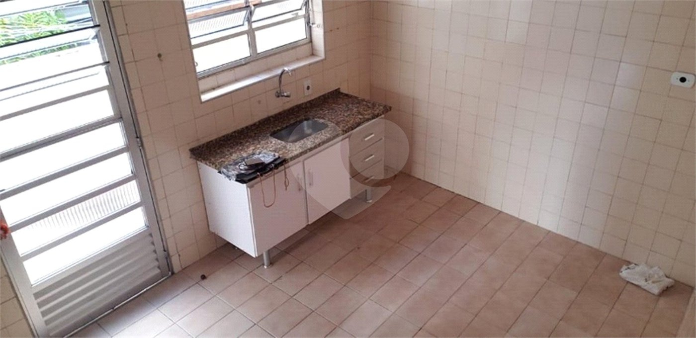 Sobrado à venda com 2 quartos em Santana, São Paulo, SP