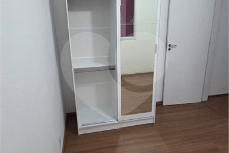 Apartamento à venda com 2 quartos em Vila Zat, São Paulo, SP