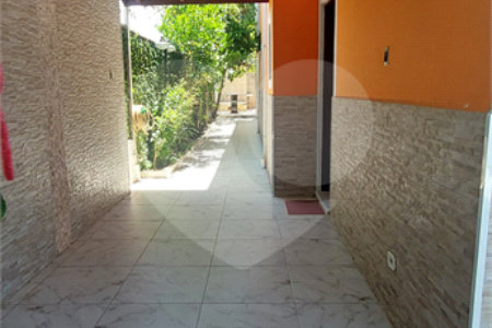 Casa à venda com 3 quartos, sendo 2 suítes,  em Indaiá, Bertioga, SP